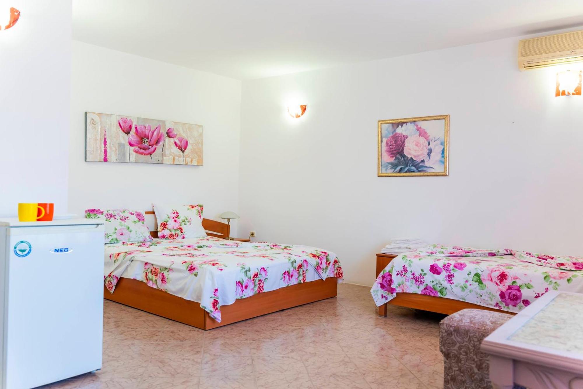 Family House Katerini Hotel Nesebar Exterior foto